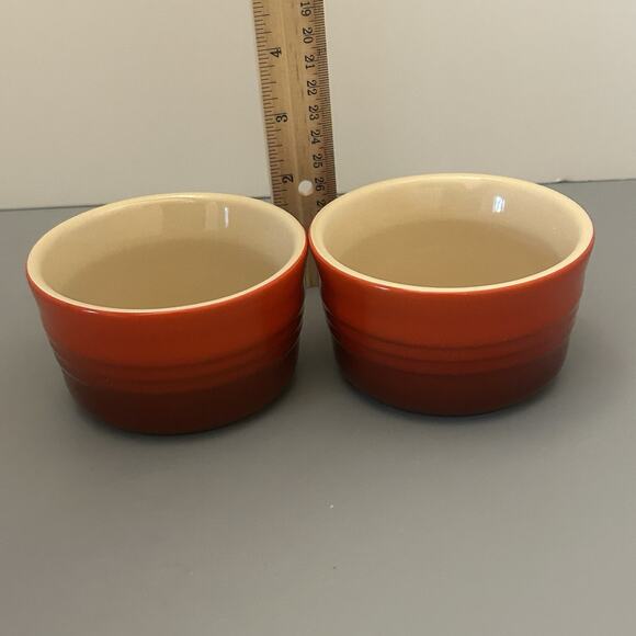 2 LE CREUSET Stoneware Ramekin Custard Condiment Cups Red Ombré Ribbed - Picture 5 of 6